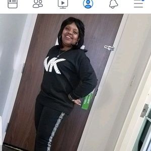 Meet your Posher, Joyce